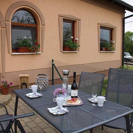 Kuca Za Odmor Slamek Sa Saunom Apartment Sveti Martin Na Muri Bagian luar foto